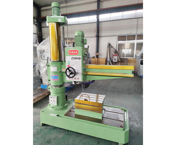 Z3040摇臂钻床.jpg