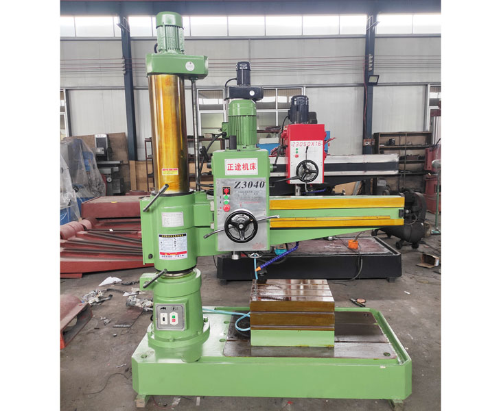 Z3040摇臂钻床