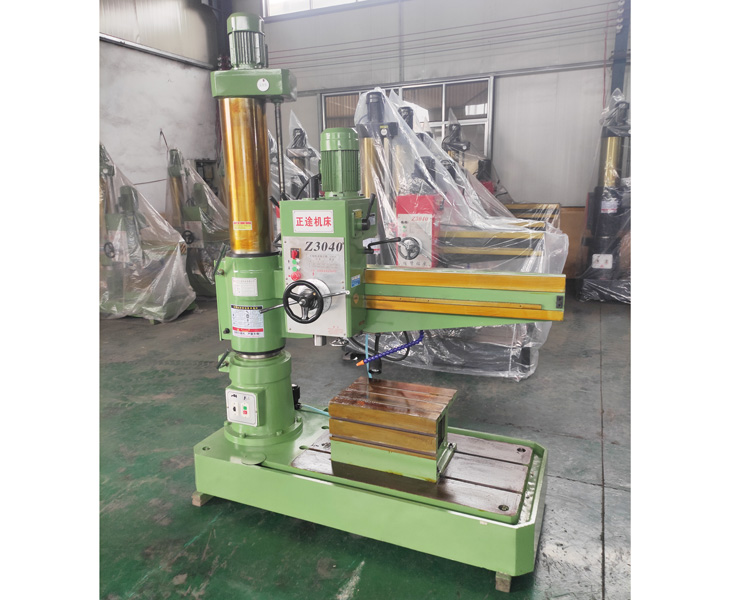 Z3040摇臂钻床