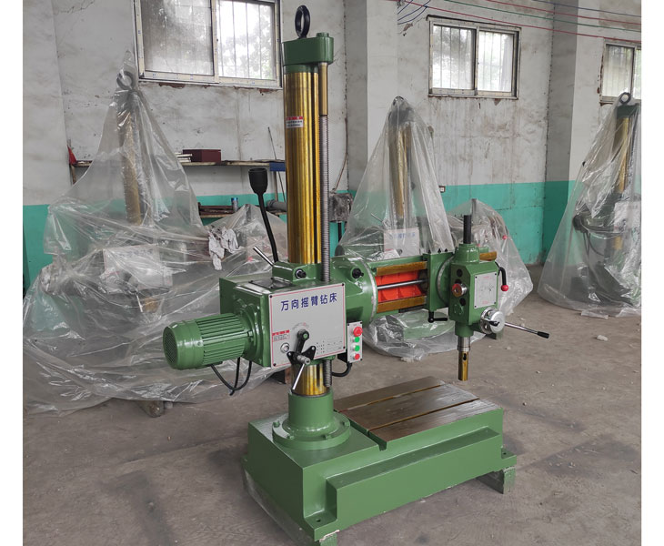 Z3732万向摇臂钻床