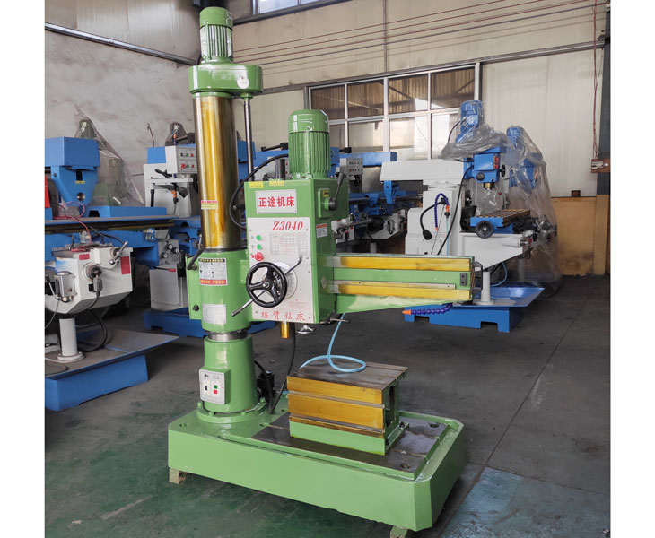 Z3040摇臂钻床