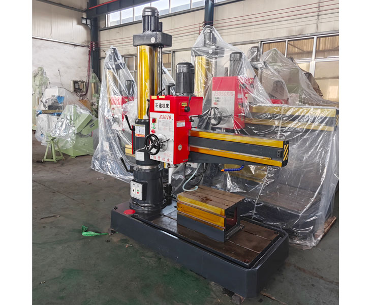 3040摇臂钻床