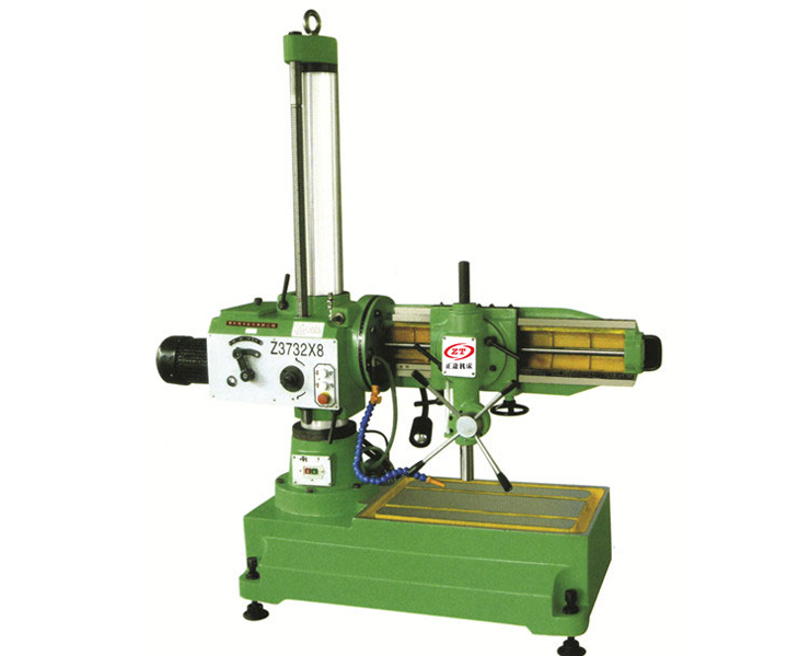 3132万向摇臂钻床