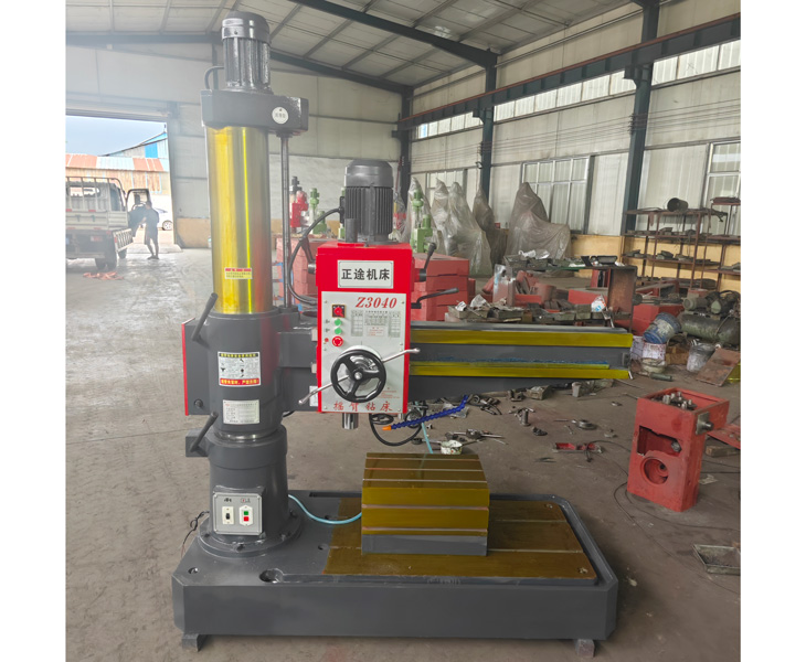 3040摇臂钻床